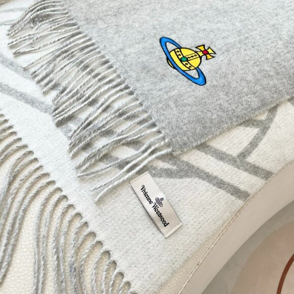 Vivienne Westwood Saturn Scarf - Picture 3 of 16